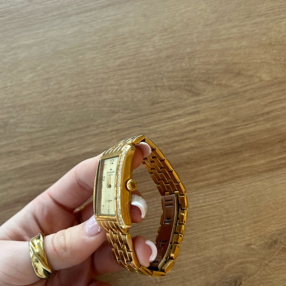 Kate spade watch - Picture 2 of 3